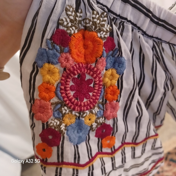 Off the Shoulder Top Embroidered Striped CROP TOP Elastic Waistline - Picture 12 of 12